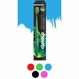 CLOSE UP Triple Fresh Gel Toothpaste, for 12 hours fresh breath, Red Hot Flavor, With antibacterial mouthwash & microshine crystals, 75ml x 4