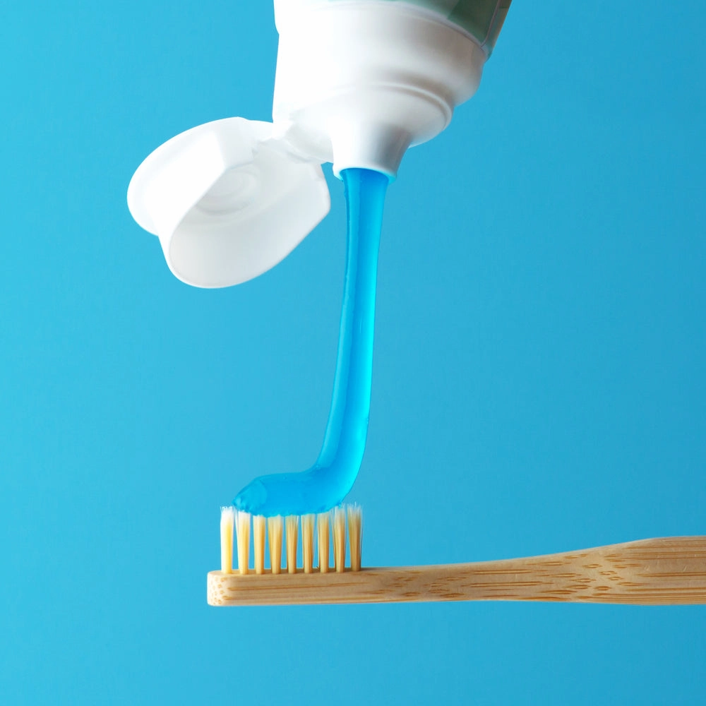 Ultra Fresh Whitening Toothpaste